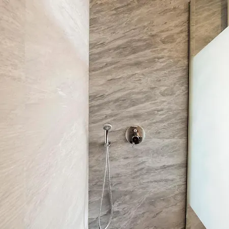 Traditional Lindian * Líndos