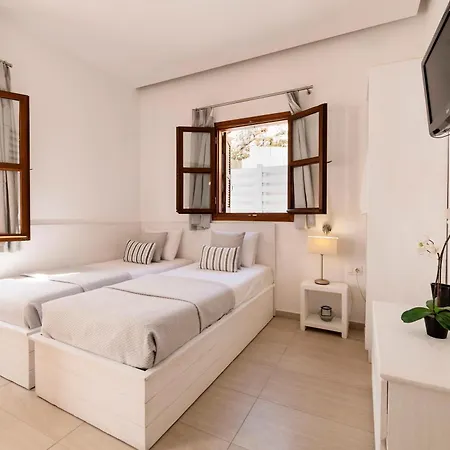 Apartment Traditional Lindian